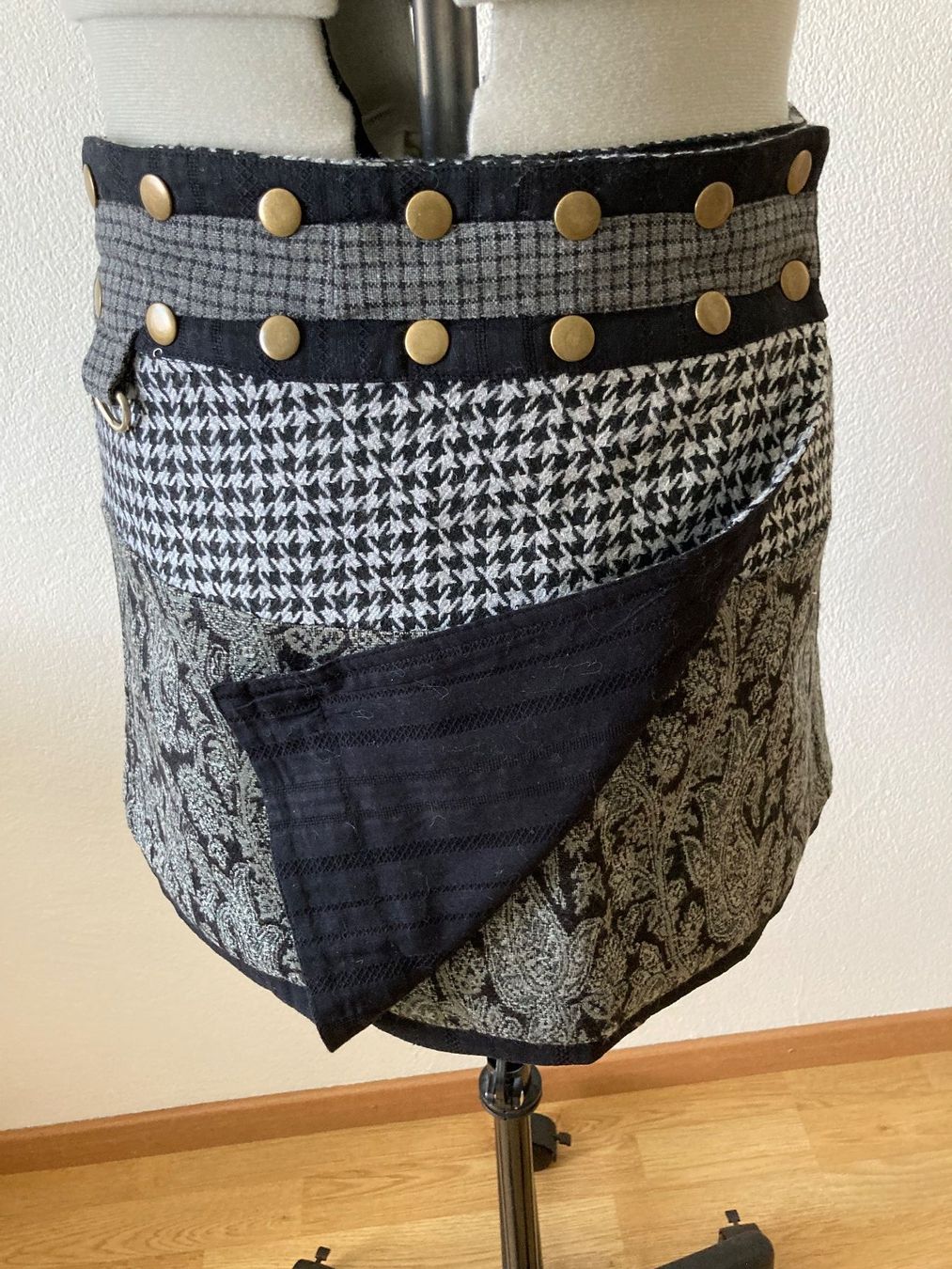 Moshiki Röcke: MOSHIKI Wickelrock, reversible – Gebraucht aus Samedan von chickenrun01 2