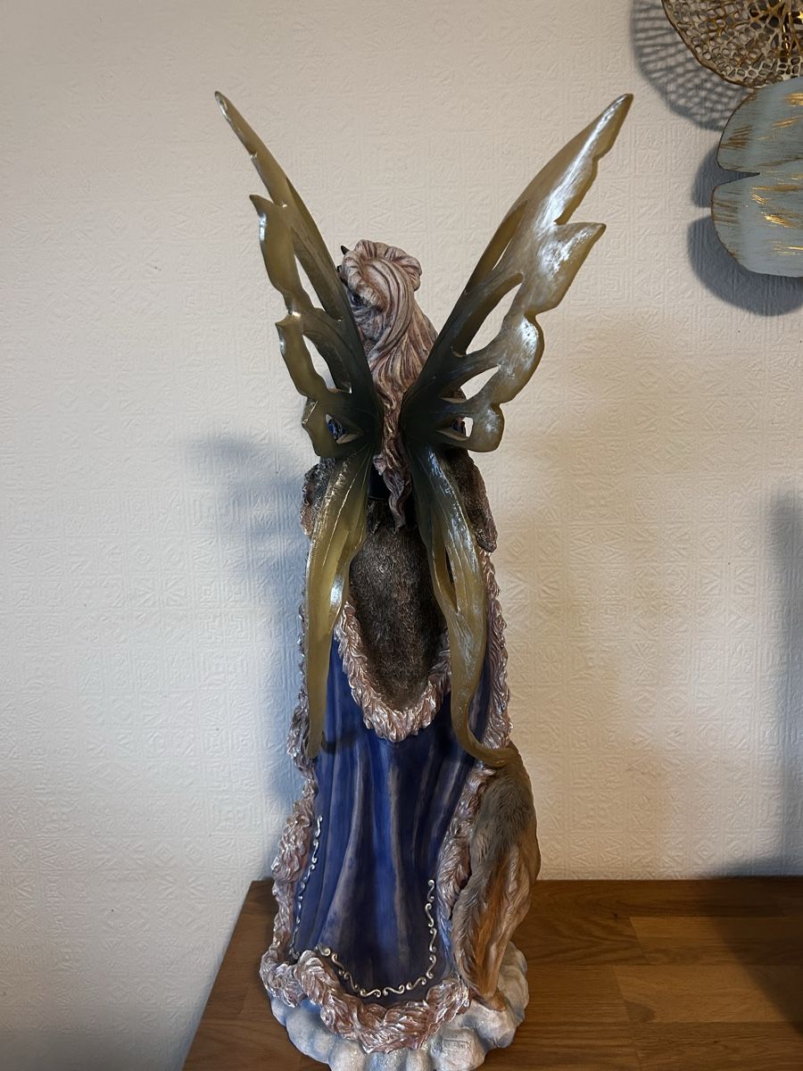 Statuette: Statuette féerique d'hiver avec loup – Nuovo (secondo la descrizione) da Cugy FR venduto da luc_7q2j 4