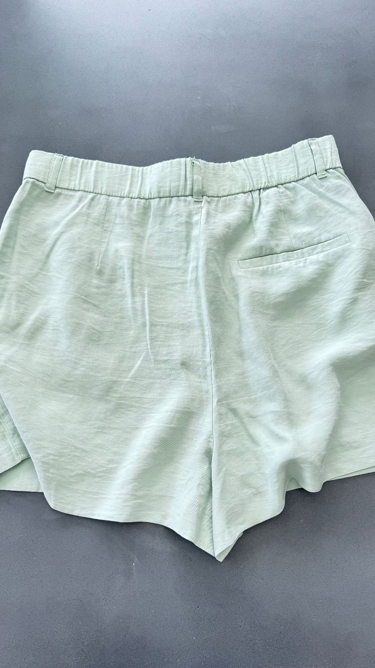Zara Pantaloni: Zara Shorts Gr. L – Usato da Solothurn venduto da Manjascha