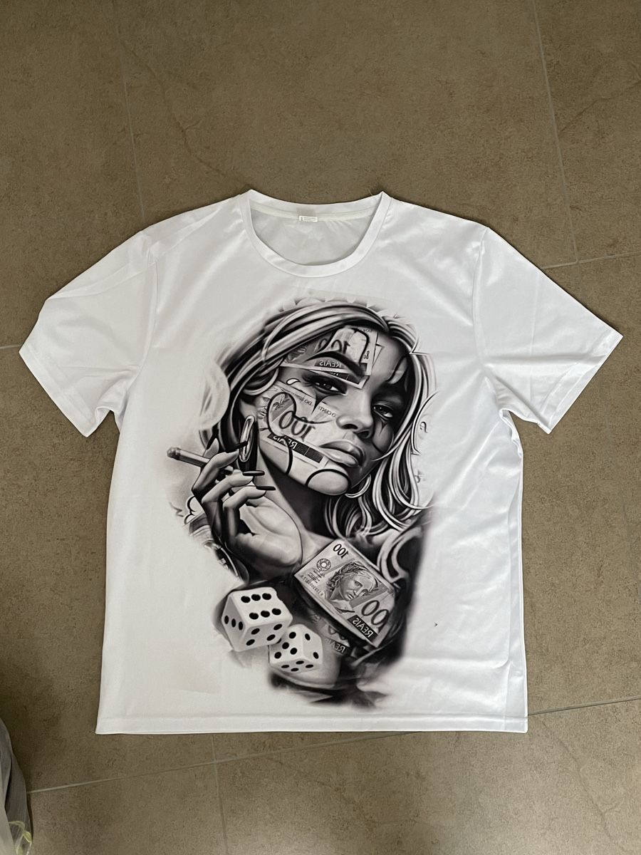 T-shirt: T Shirt mit Motivdruck – Nuovo (secondo la descrizione) da Bronschhofen venduto da Sommernacht03