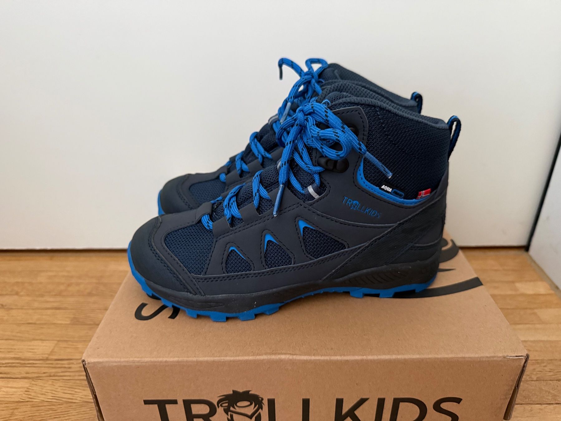 Scarpe per ragazzi: Wanderschuhe Trollkids Gr. 33 neu – Nuovo e nell'imballaggio originale da Zürich venduto da makmakmak
