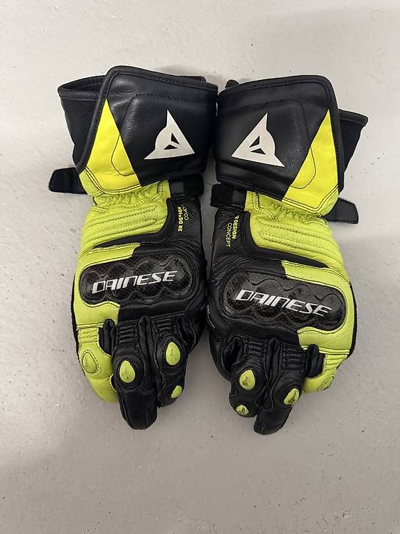 Guanti & manicotti: Dainese Neon Race Gloves  – Usato da Aadorf venduto da zel_zy5c