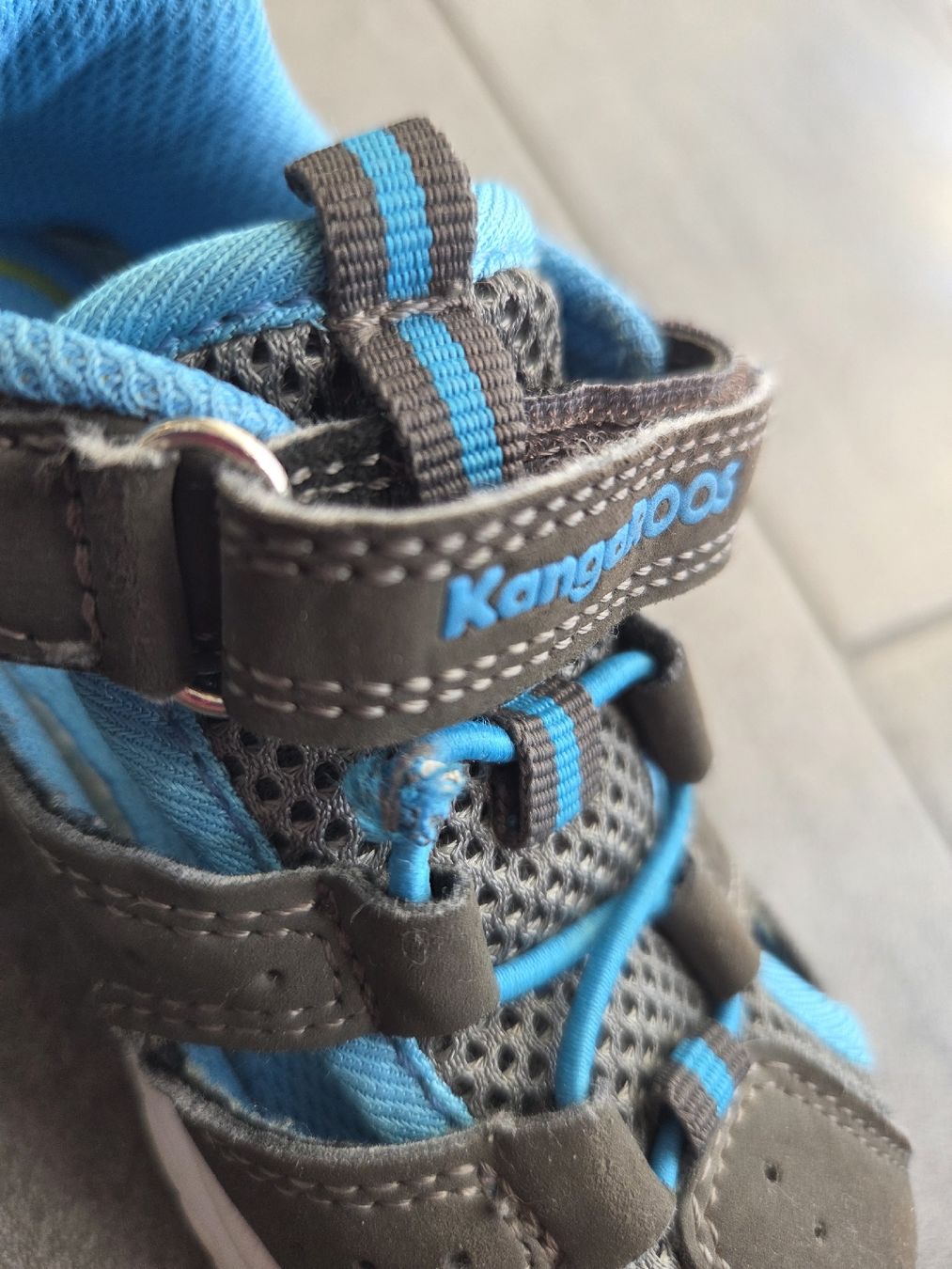 Scarpe per ragazzi: Kangaroos Sommerschuhe, Gr. 24 – Usato da Hüntwangen venduto da ManuM2014 4