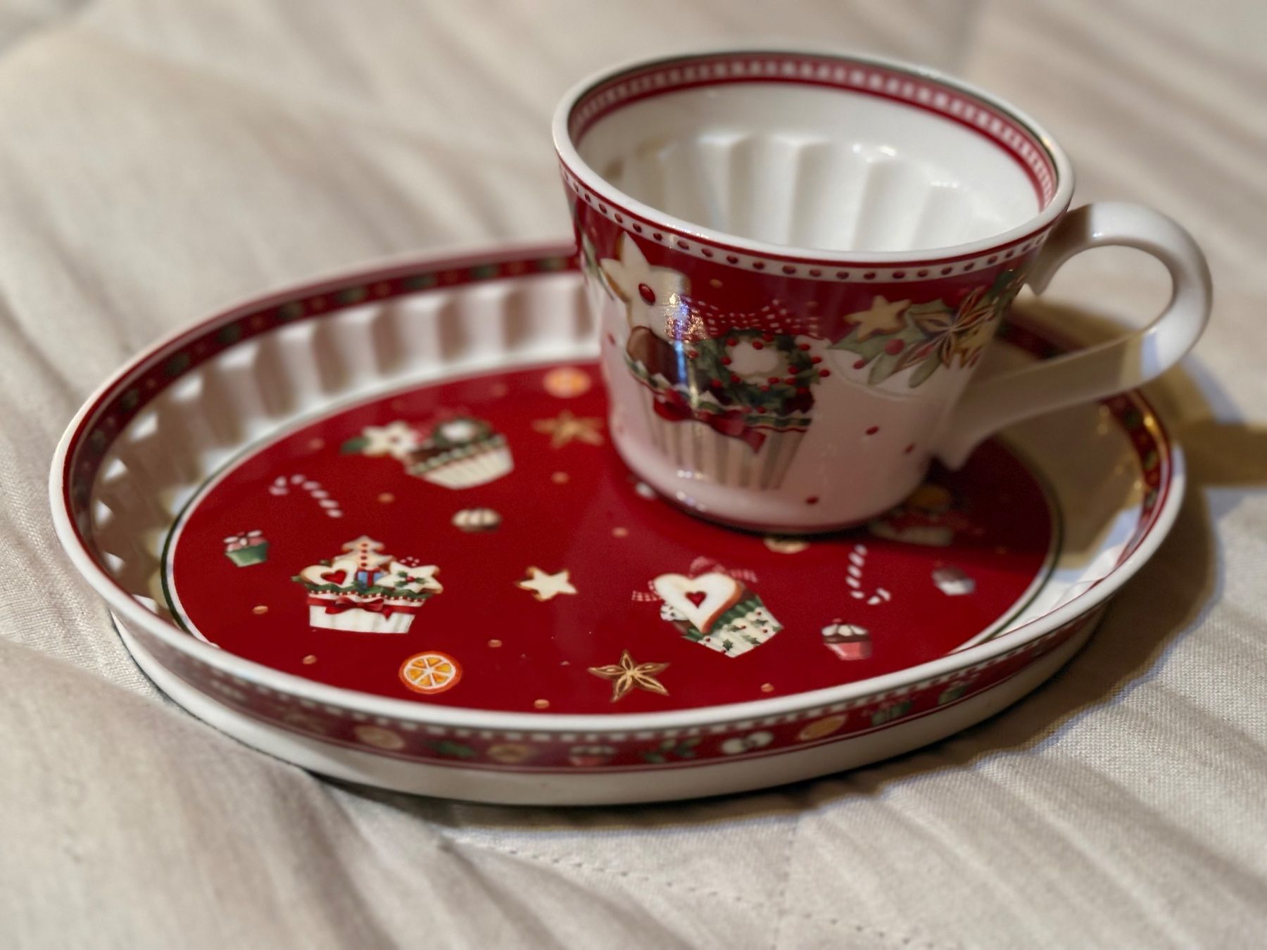 Villeroy & Boch Alle Dekorationen: Villeroy & Boch Winter Bakery Delight 2in1 Cupcake Set – Neu (gemäss Beschreibung) aus Genève von sunandwind 3