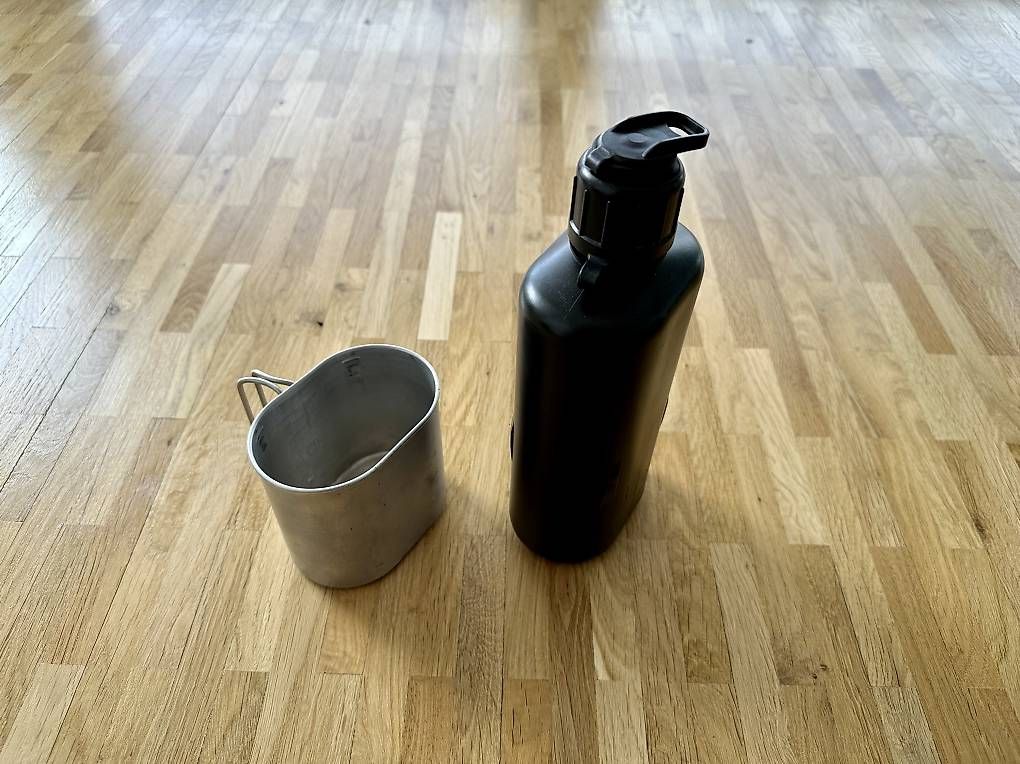 Equipement & pcs de rechange: Feldflasche 84 – D'occasion à Langenthal par bri_px88 2