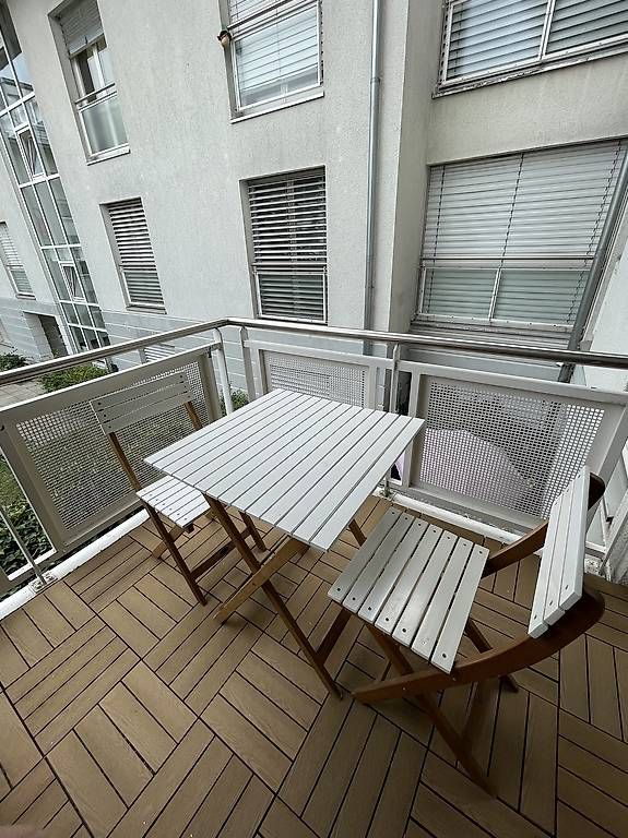 Set di tavolo e panche: Gartentisch mit 2 Stühlen – Usato da Zürich venduto da AHR8
