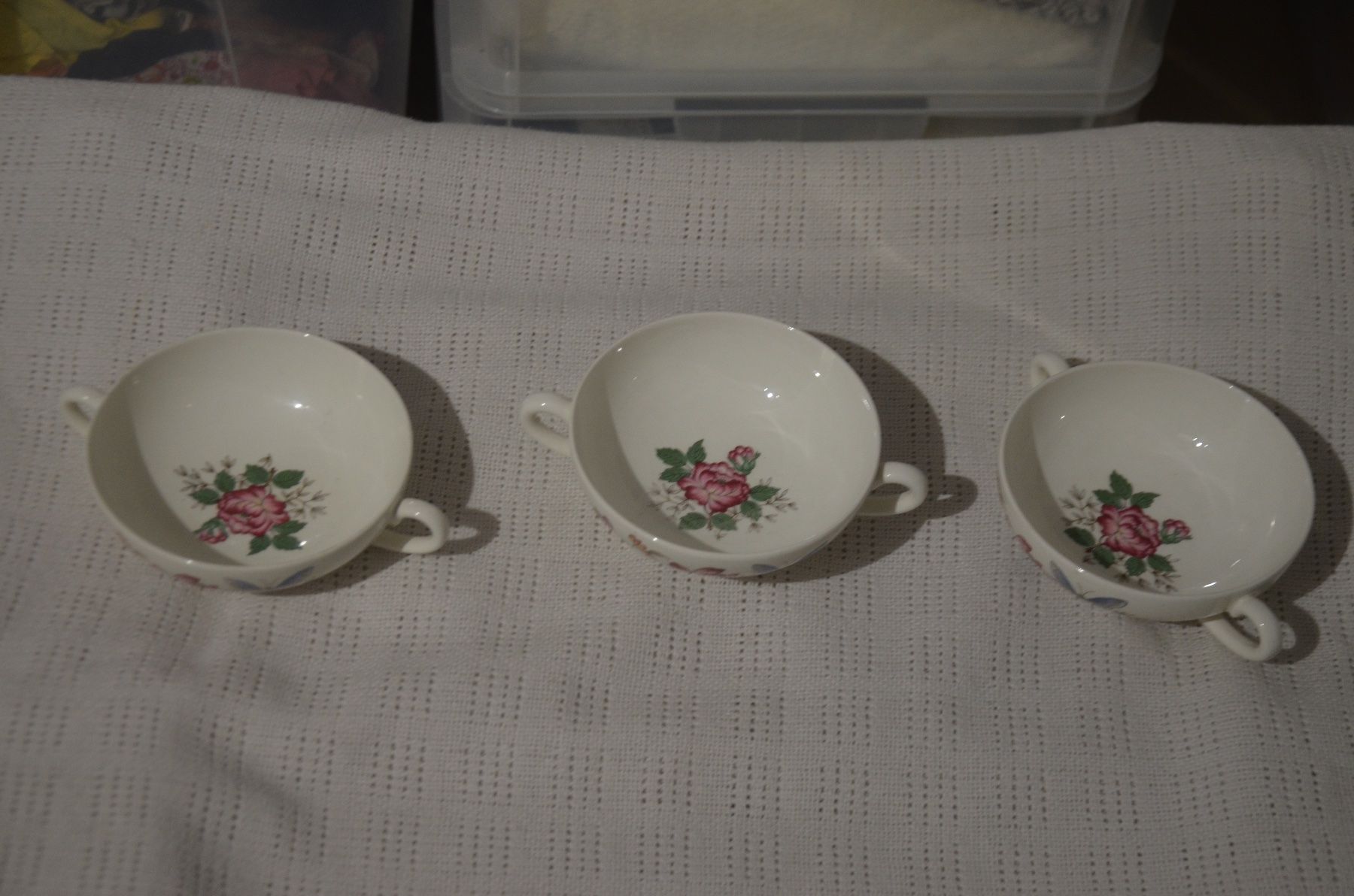 Set di piatti: 3 PIECES POUR APERO – Usato da Chiasso venduto da Dolly015