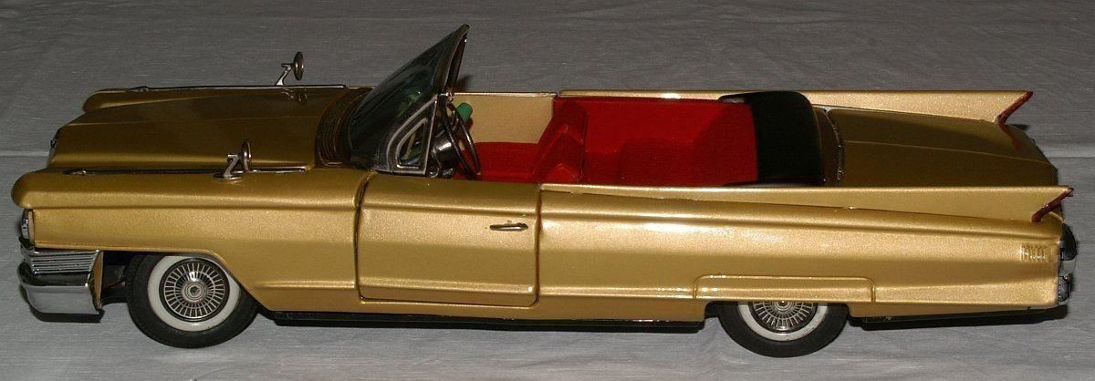 Cadillac Modellautos: Bandai Blechauto Golden Cadillac – Gebraucht aus Hinwil von liliane2011 7