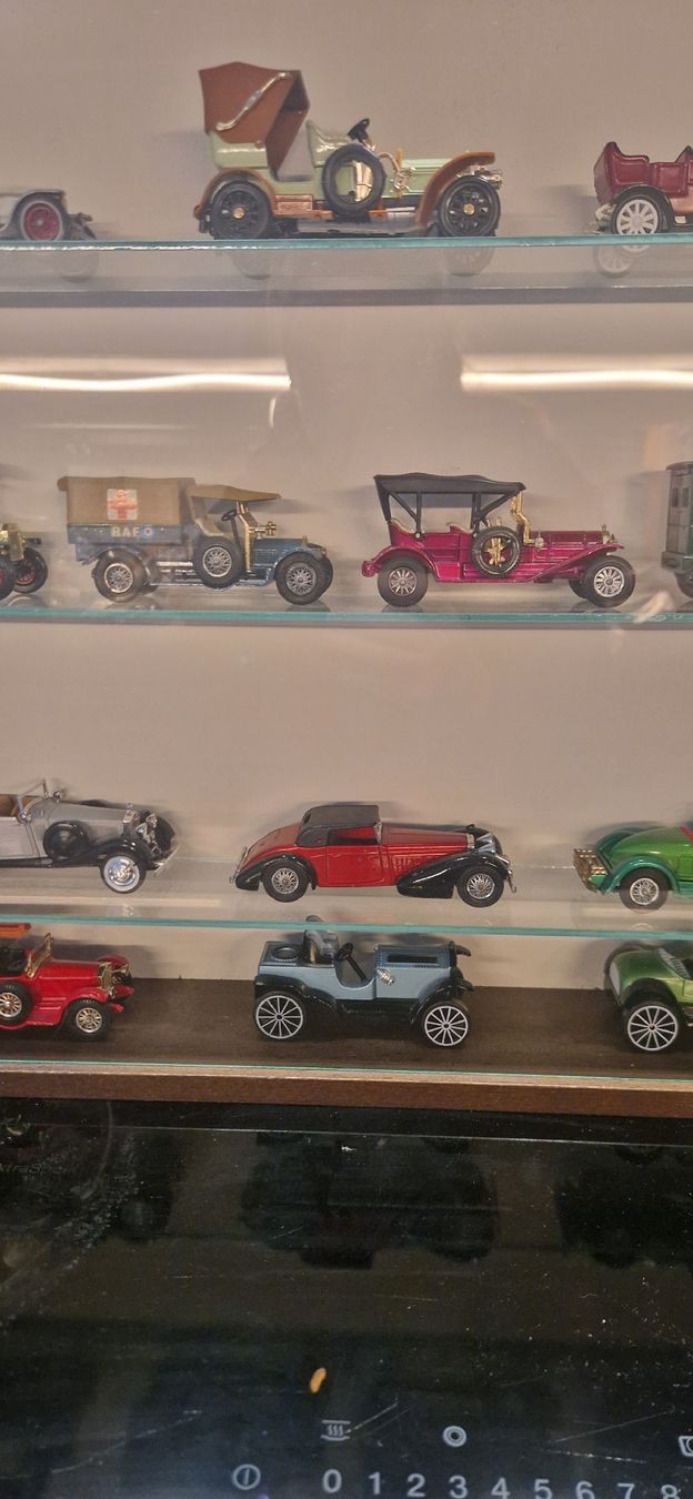 Modellini d'auto: Modellautos Sammlung, Oldtimer – Usato da Riehen venduto da Aconitum 2
