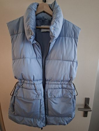 Stradivarius Steppweste hellblau Grösse M guter Zustand