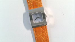 Sehr schöne Tissot Bellflower Damen Uhr