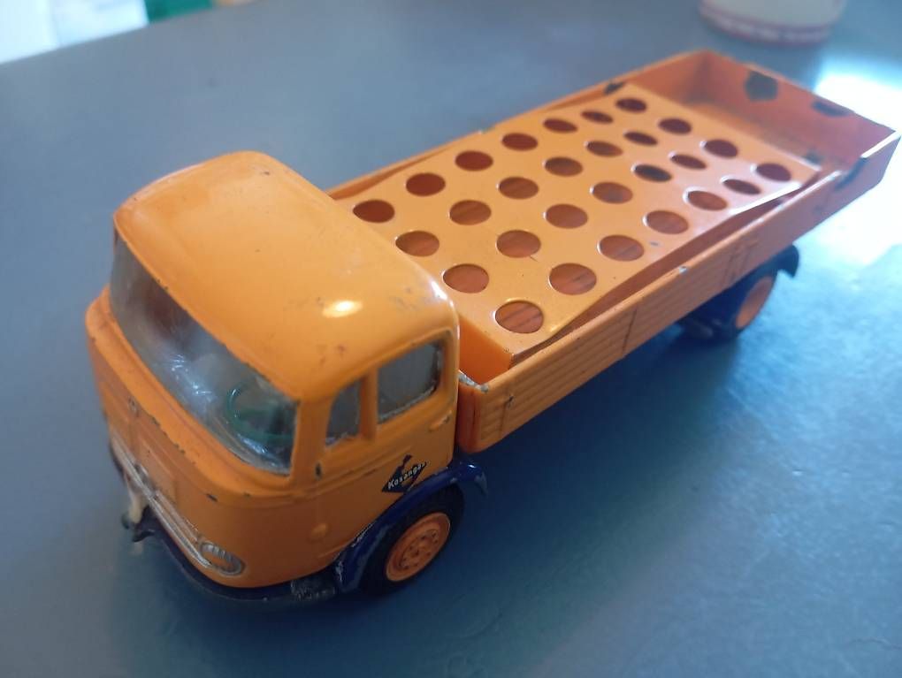Giocattoli: Tekno Lastwagen Mercedes Benz – Usato da Basel venduto da Petergunn