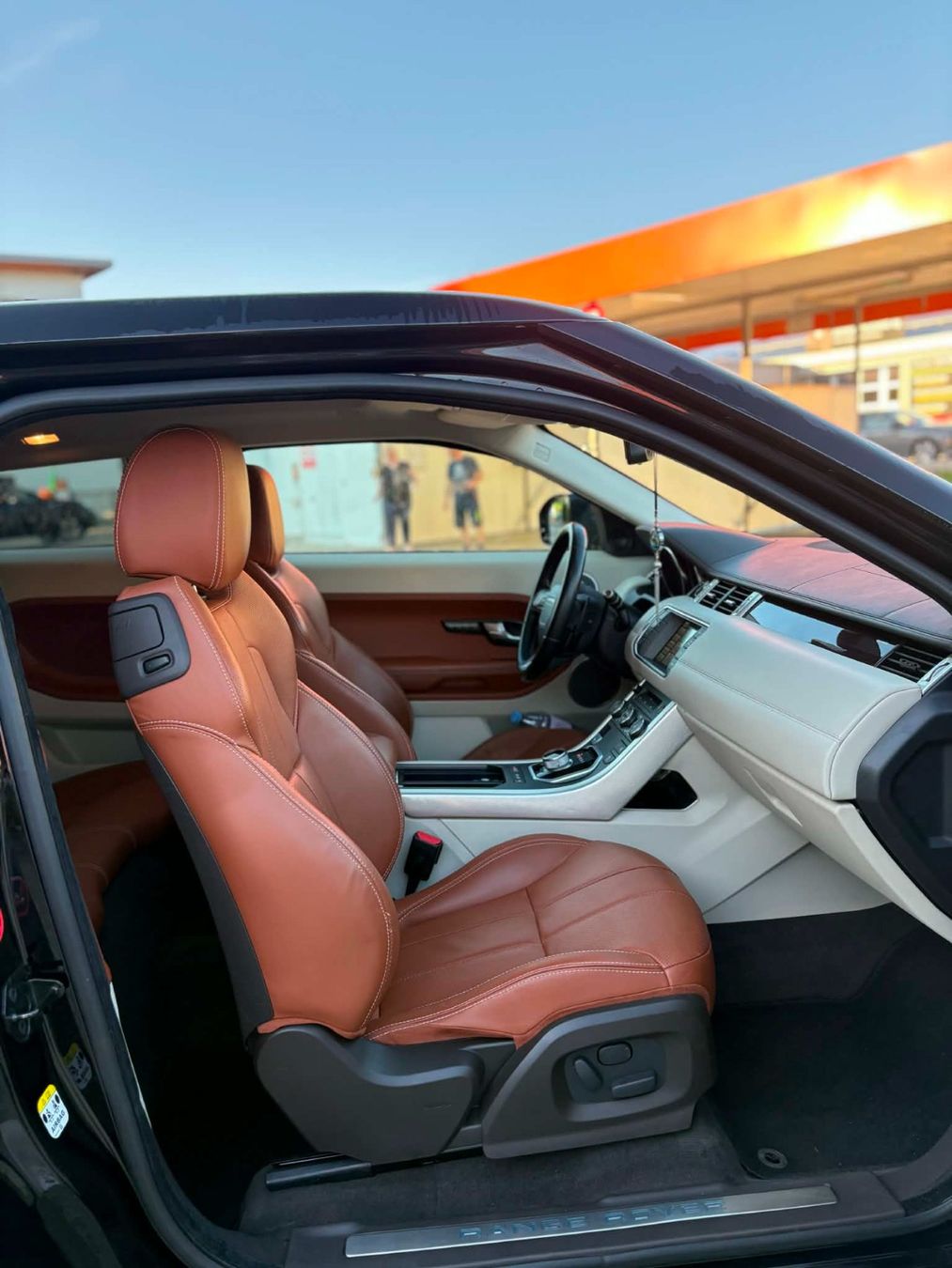 Land Rover Automobili: Range Rover Evoque 2.2D 190PS ab MFK – Usato da Wittenbach venduto da Megane6 3