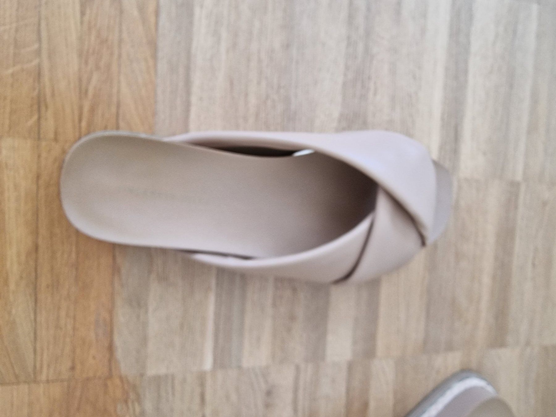 Scarpe da donna: Flache Pantoletten beige – Nuovo (secondo la descrizione) da Jona venduto da Bubi22 2