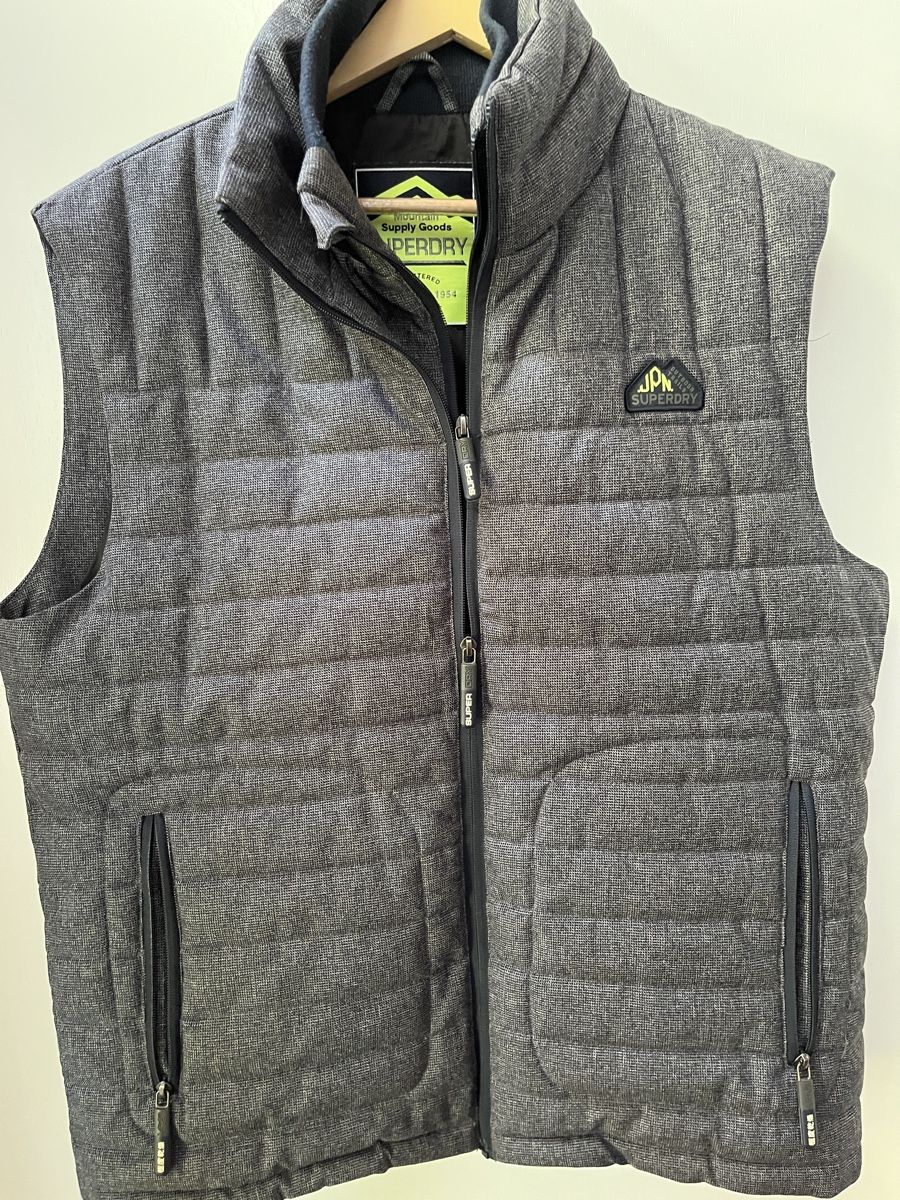Gilet & Giacche: Superdry Herren Weste, Grösse XL – Usato da Einsiedeln venduto da manuelkaelin