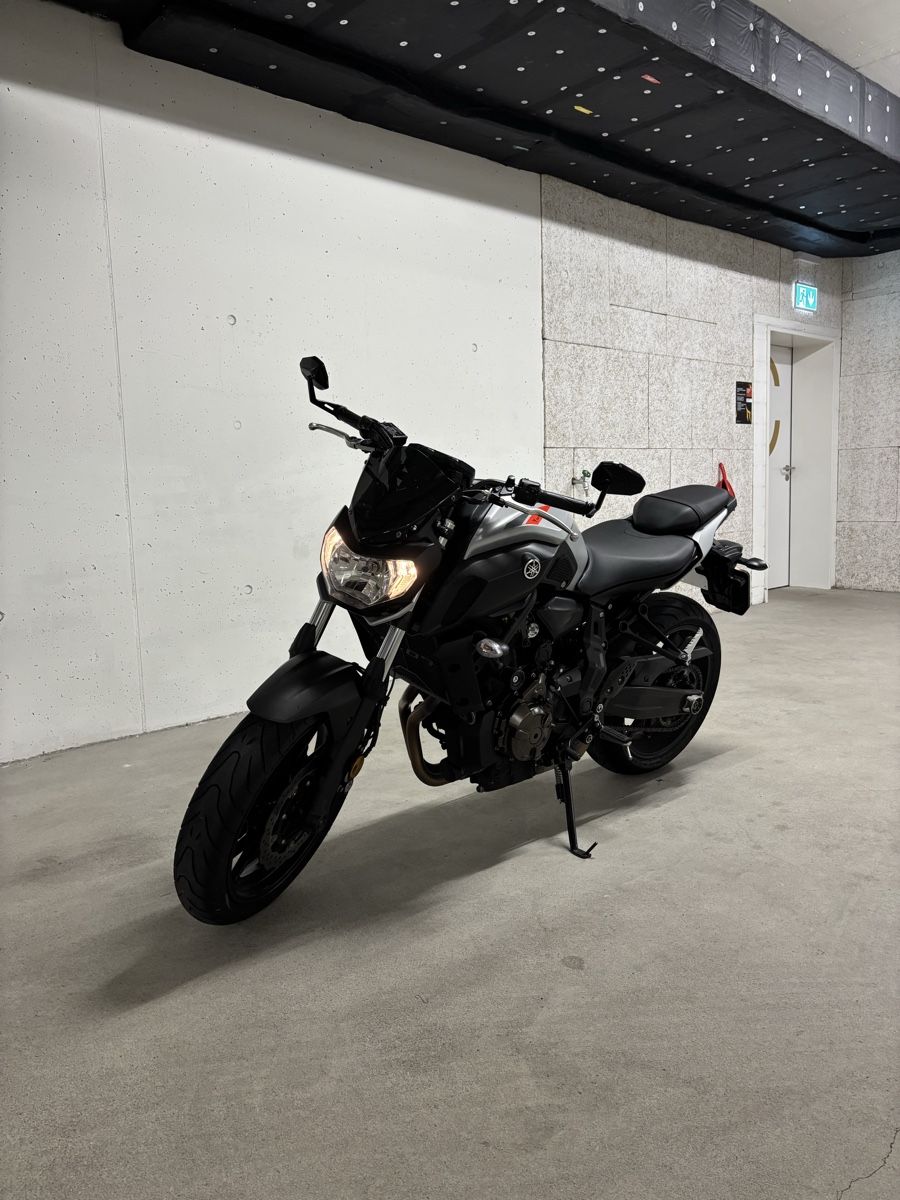 Yamaha Strada: Yamaha MT-07 – Usato da Bäretswil venduto da Wasserrettung 1