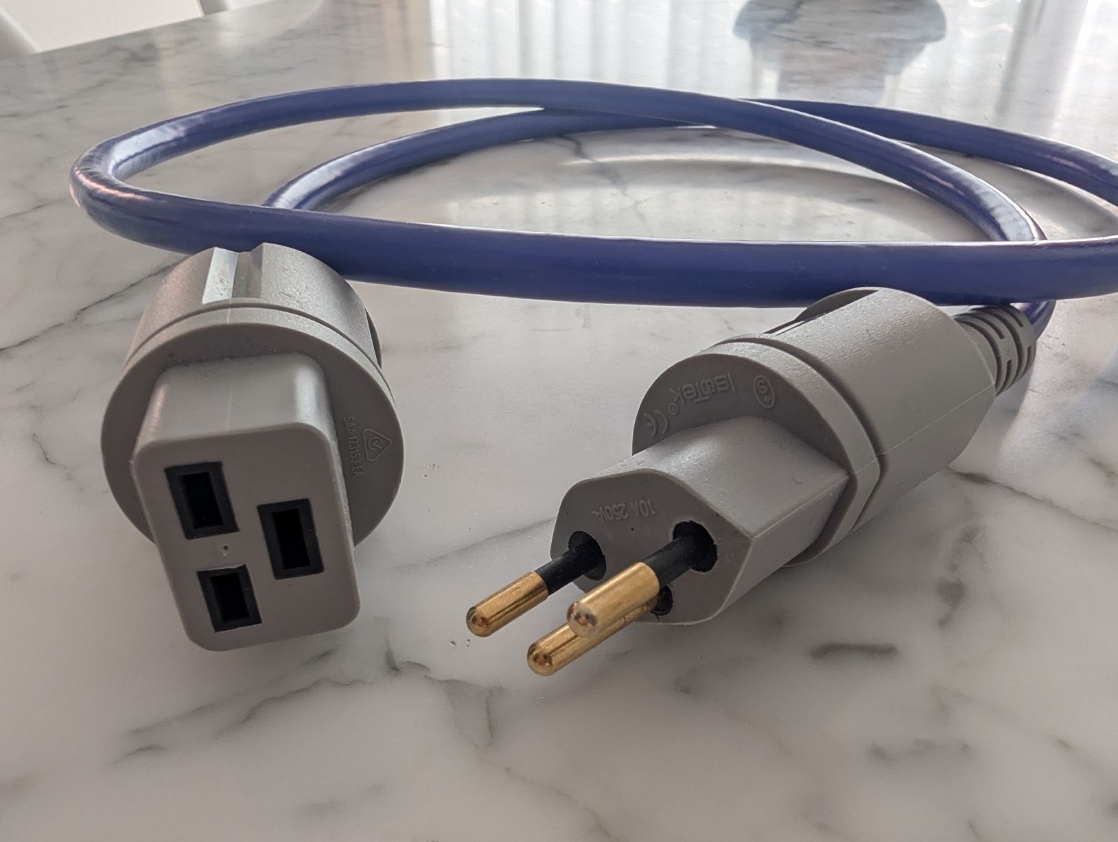 Isotek Kabel: IsoTek EVO3 Premier 1.5m C19 – Gebraucht aus Basel von Vellskudd