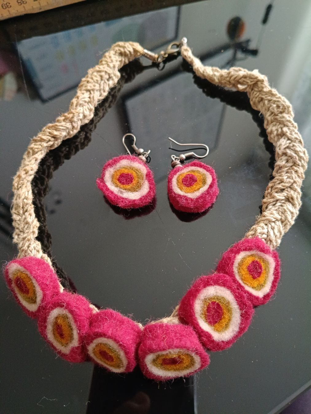 Sonstiger Schmuck: Handmade Wool Necklace and Earrings – Neu (gemäss Beschreibung) aus Zürich von cat_9cvz