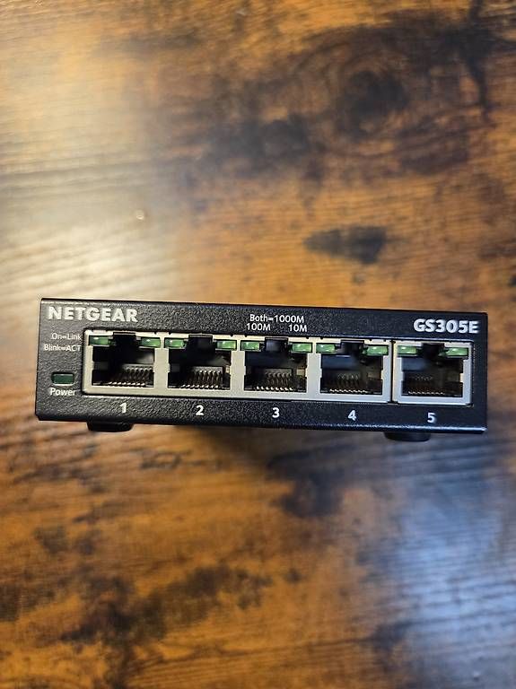 Hub & Switch: Netgear GS305E 5-Port Gigabit Smart Switch – Usato da Wettingen venduto da Allmilchigsinn 3