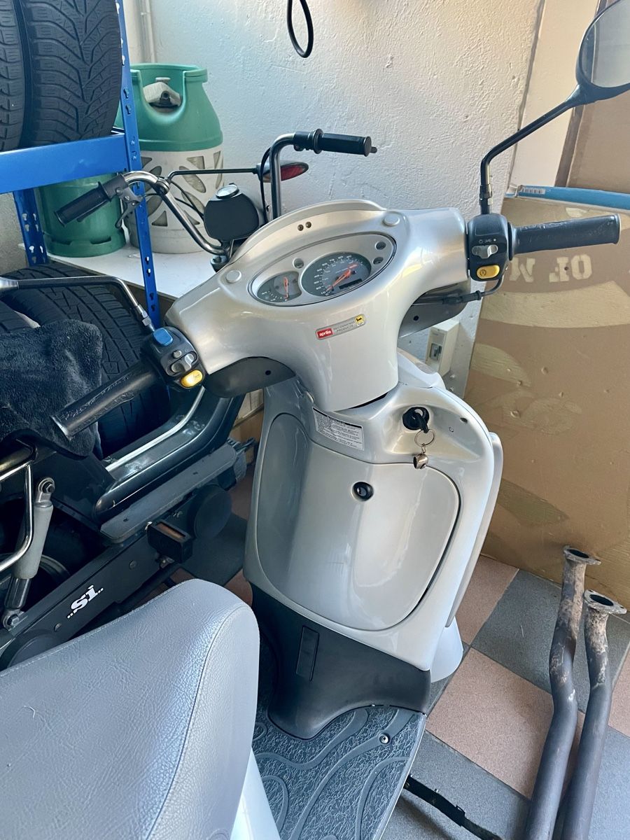 Aprilia Scooter: Aprilia Scarabeo 100 cc – Usato da Morcote venduto da mariano03 4