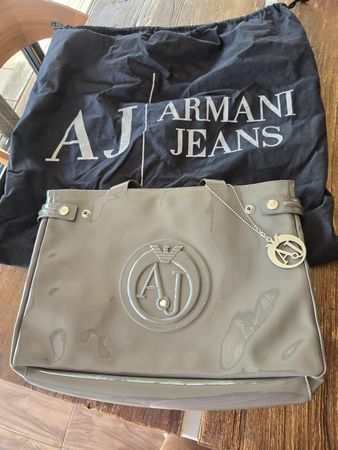 Armani Tasche
