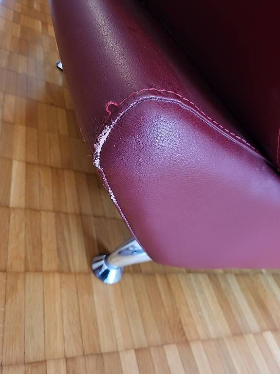 Divani: rotes Ledersofa – Usato da Lampenberg venduto da mic_286m 2