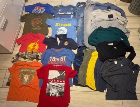 Jungs Kleider Paket Gr 140, 22 teilig