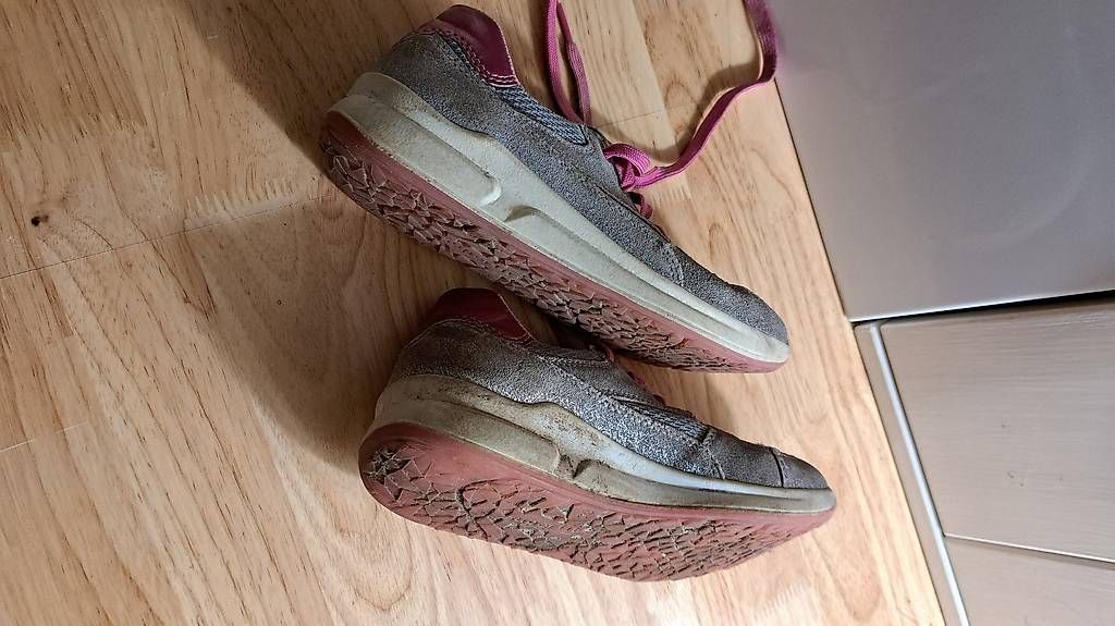 Scarpe per ragazze: Superfit Turnschuhe, Grösse 34 – Usato da Tägerwilen venduto da melaniedu 3