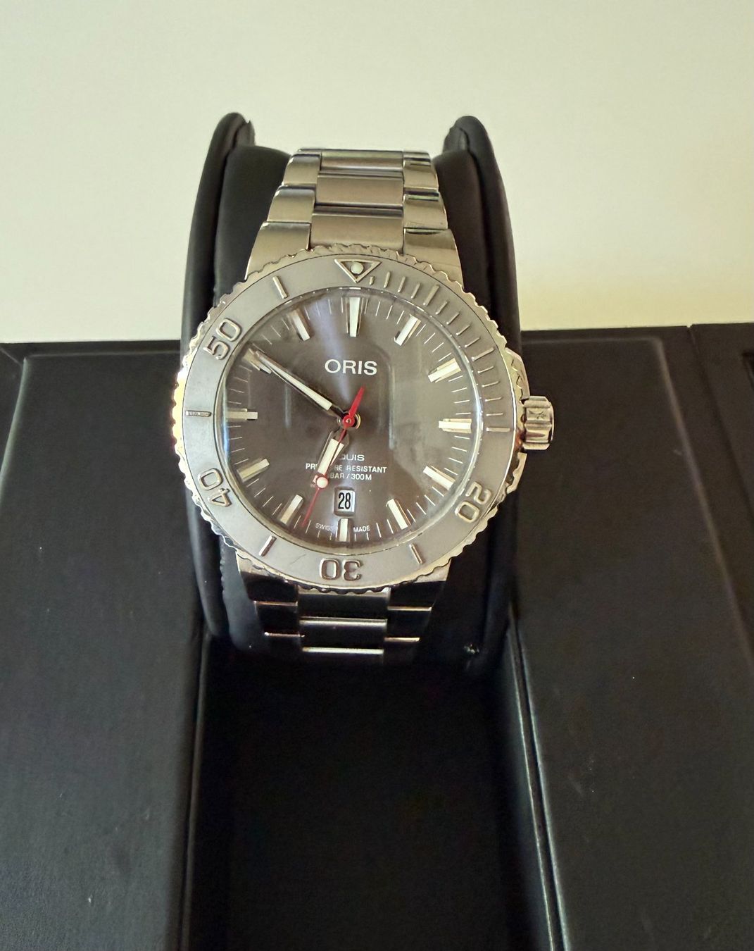 Oris Montres: Oris Aquis Date Relief – D'occasion à Effretikon par dehli95