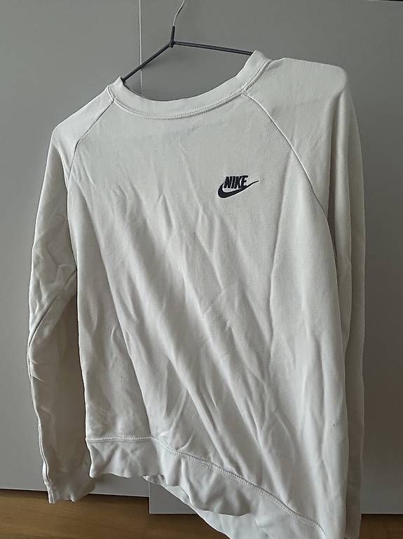 Nike Pulls & Sweat-shirts: Nike Pullover – D'occasion à Münsingen par eny04
