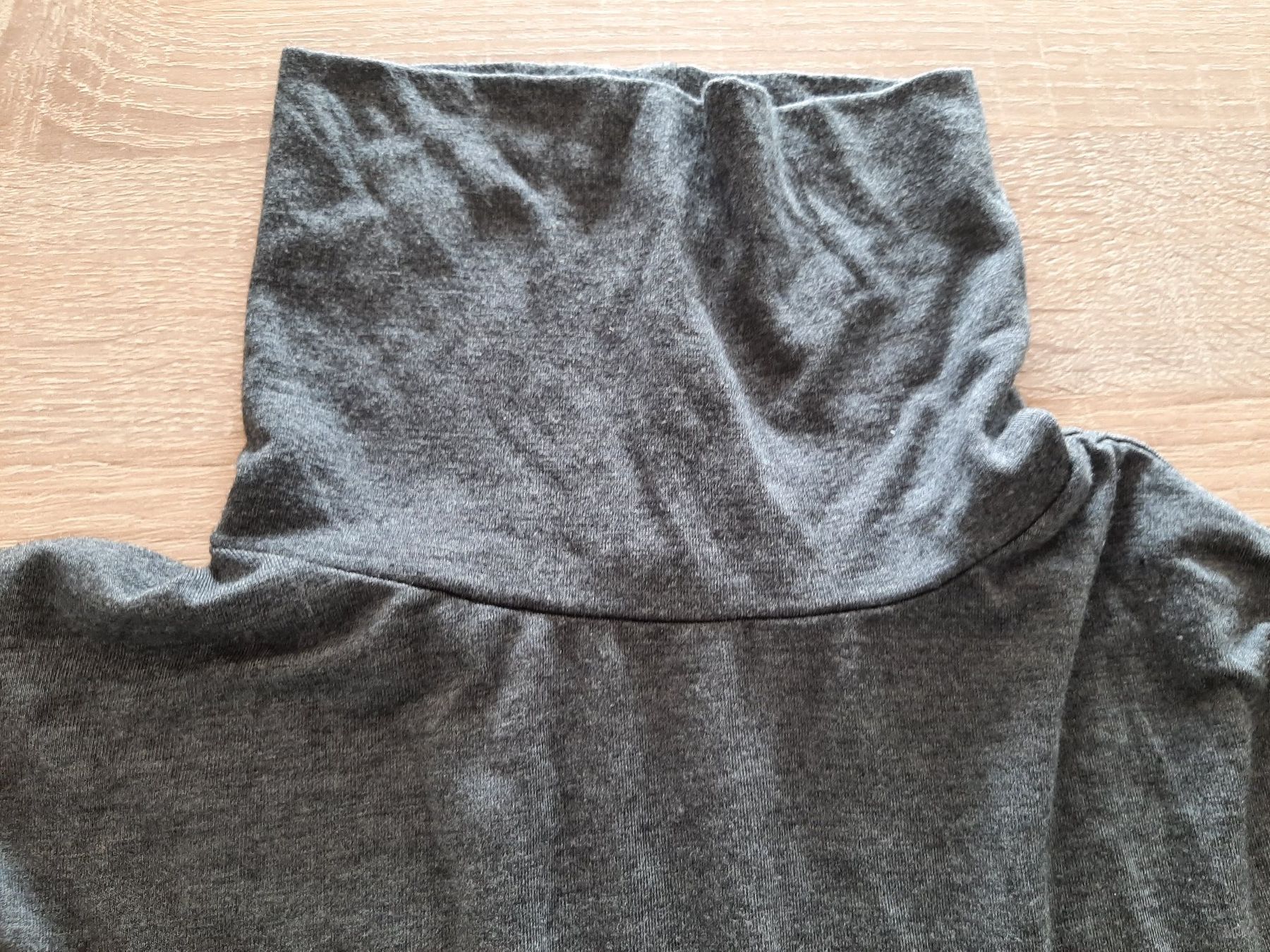 Maglioni & Felpe: Rollkragen-Pullover Gr. S dunkelgrau – Usato da Menziken venduto da Rien1 2