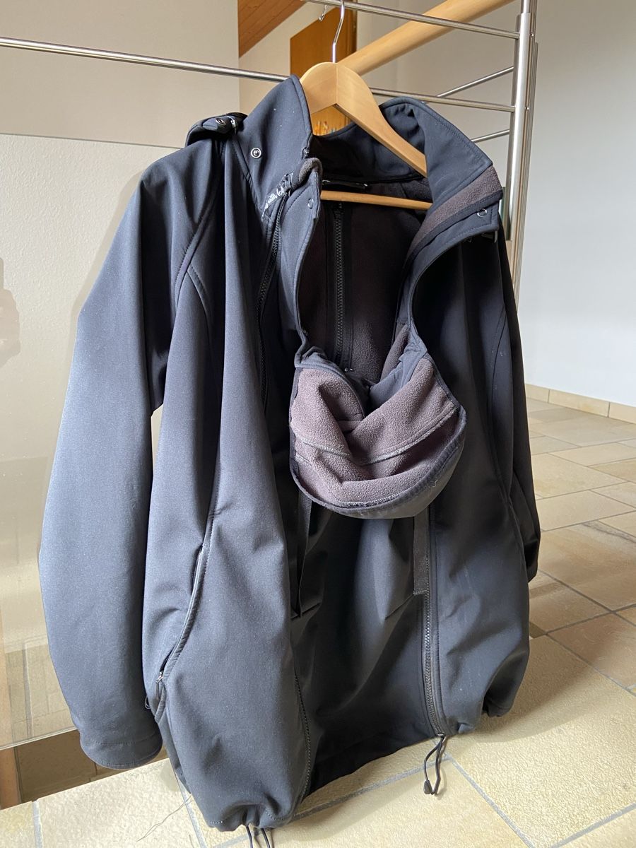 Mamalila Marsupi portabebè: Mamalila Softshell Tragejacke schwarz S – Usato da Hausen AG venduto da chr_b 1
