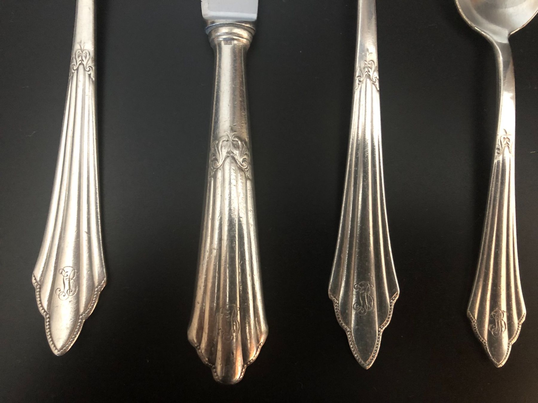 Couverts: Altes versilbertes Besteck-Set, 4-teilig – D'occasion à Samstagern par TAAF 5