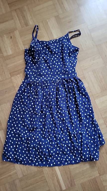 Vestiti & Gonne: Sommerkleidli Gr. 152 – Usato da Rorschacherberg venduto da Maku007