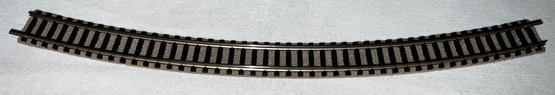 Fleischmann Modellini di ferrovie: Fleischmann Gleis R 430, (9135) – Usato da Basel venduto da jonnyhaas 2
