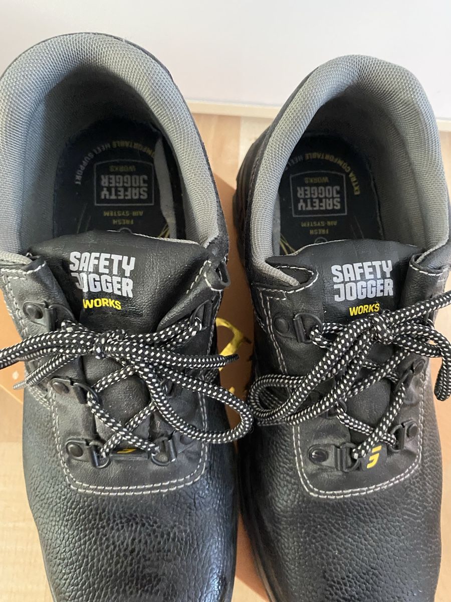 Scarpe da uomo: Arbeits schuhe  – Usato da Neuenhof venduto da teo_rrv9