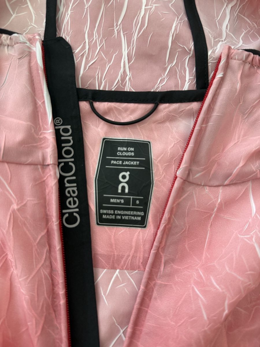 Giacche: On Jacket (S) – Usato da Bern venduto da Laufsport3000 2