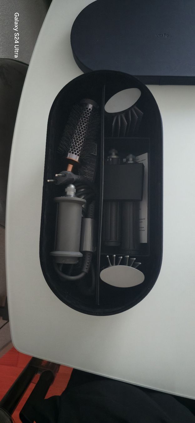 Dyson Piastre & Arricciacapelli: Dyson Airwrap Complet Long – Nuovo (secondo la descrizione) da Lenzburg venduto da Adi_H88SS