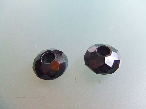 Perlen (unechte): Glasschliffperle 10x7mm scvhwarz – Neu (gemäss Beschreibung) aus Alpnachstad von perlengaby 1