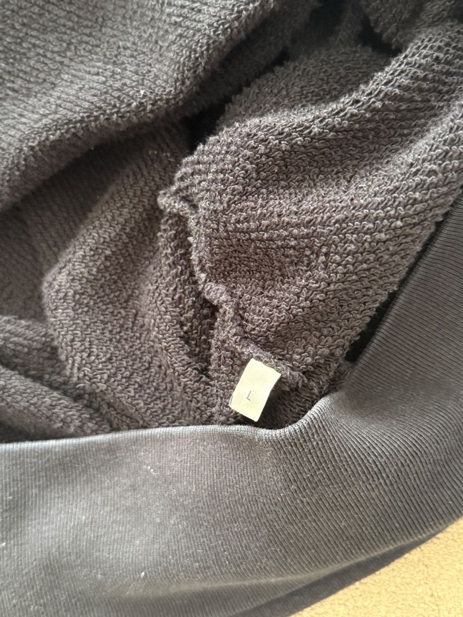 Gucci Pulls & Sweat-shirts: Gucci Kapuzenpullover schwarz Logo – D'occasion à Rorschacherberg par drdupor 2
