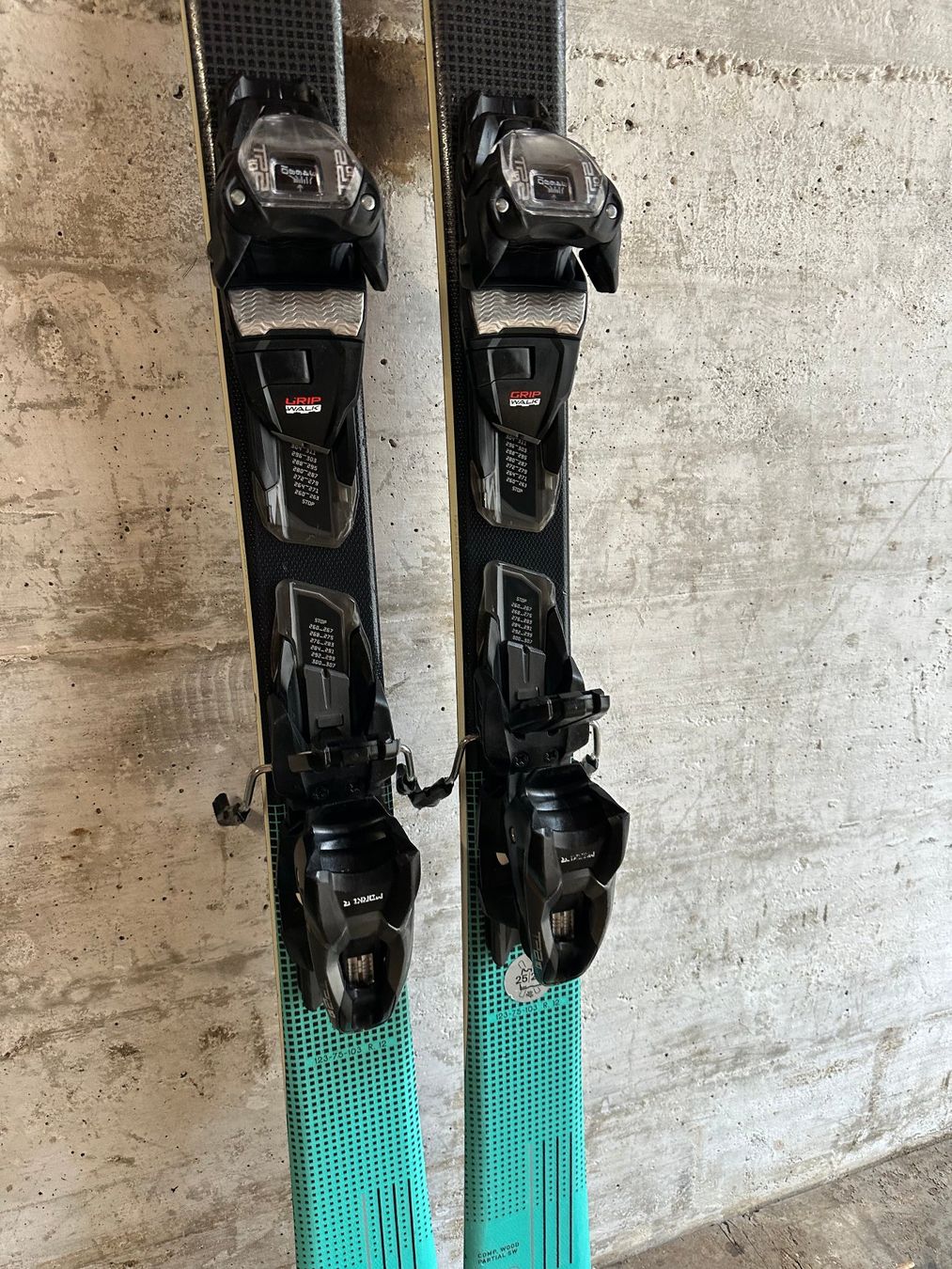 Nordica Sci: Nordica Belle Damen Ski 150CM – Usato da Emmenbrücke venduto da karkarkar 2