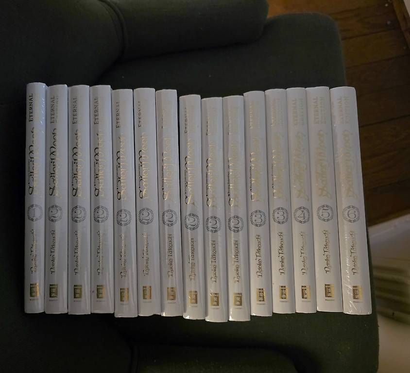 Comics: SAILOR MOON ETERNAL MANGA – Neu und originalverpackt aus Zürich von Didi088