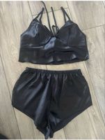 TOP UND SHORTS UNGETRAGEN GRÖSSE S