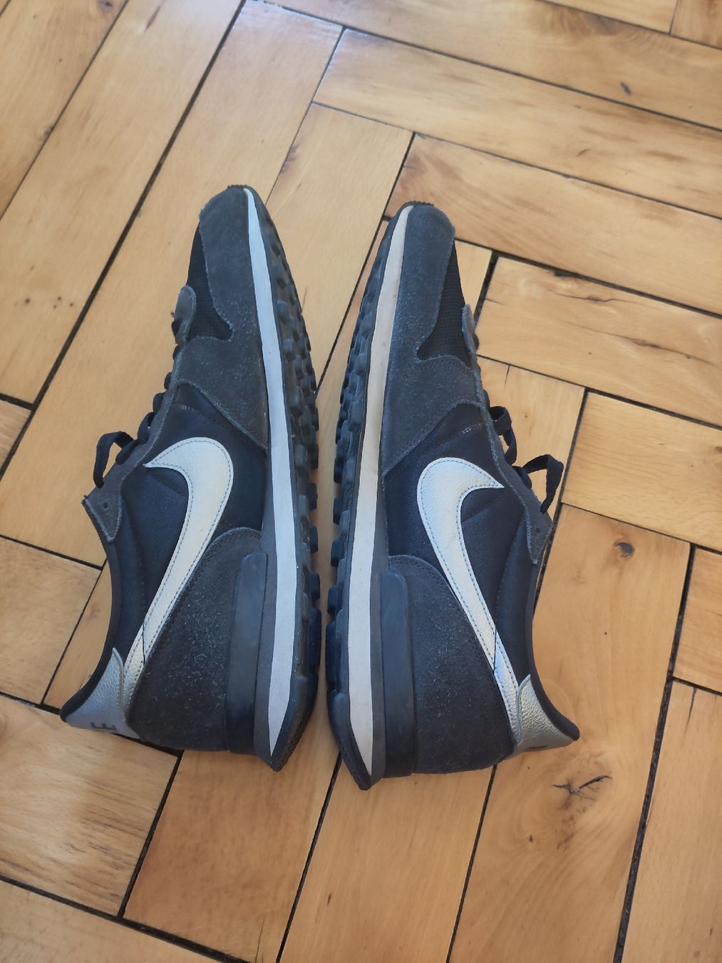 Nike Scarpe da uomo: Nike Internationalist schwarz/silber – Usato da Zürich venduto da Wilander75 3