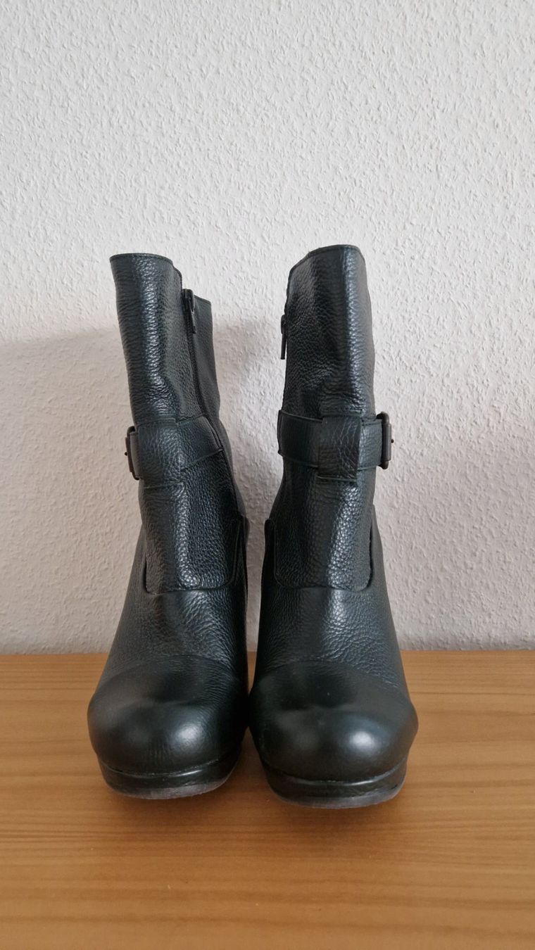 Chie Mihara Chaussures femmes: Stiefeletten von Chie Mihara – Neuf (Voir description) à Luzern par kzu_8qsg 1