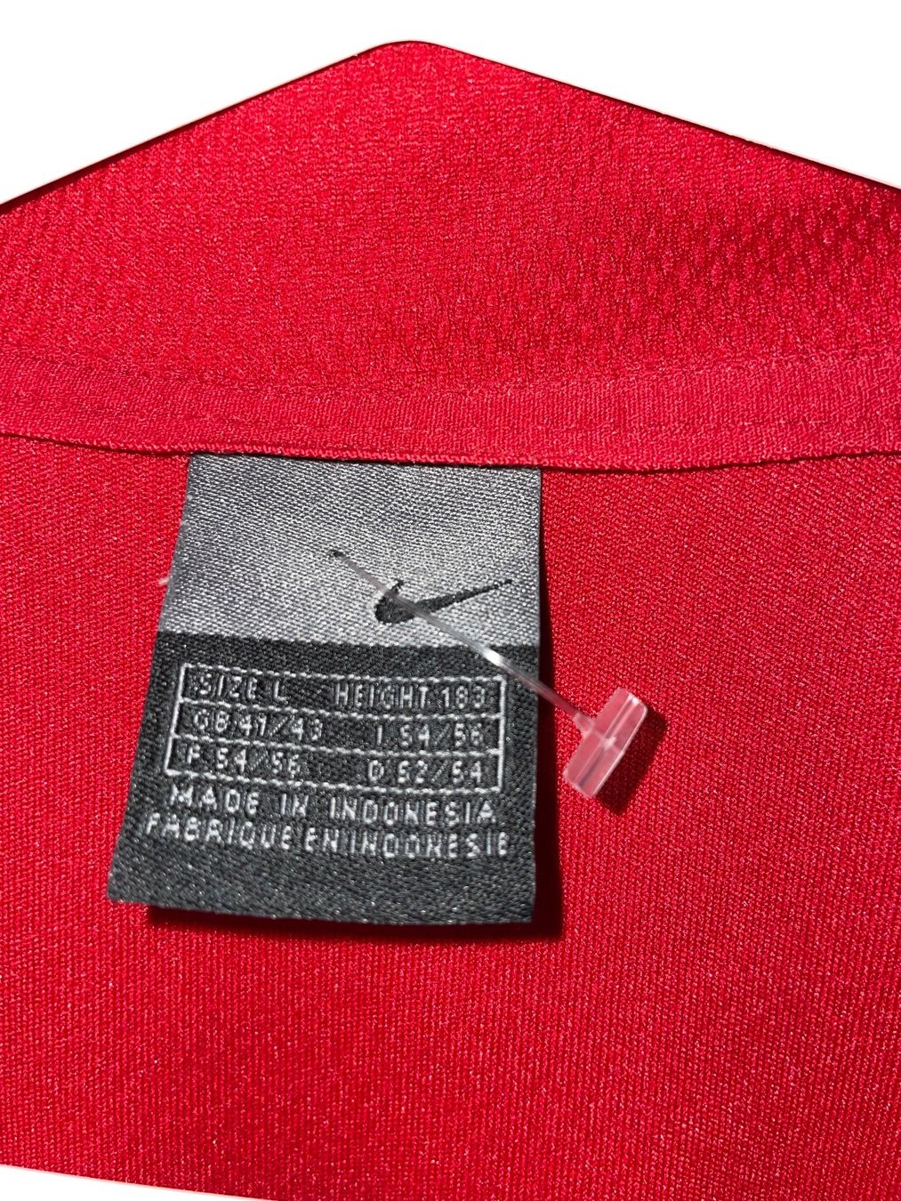 Nike Vestes: Nike Trainer rot XL – D'occasion à Ittigen par Top-Markenartikel 1