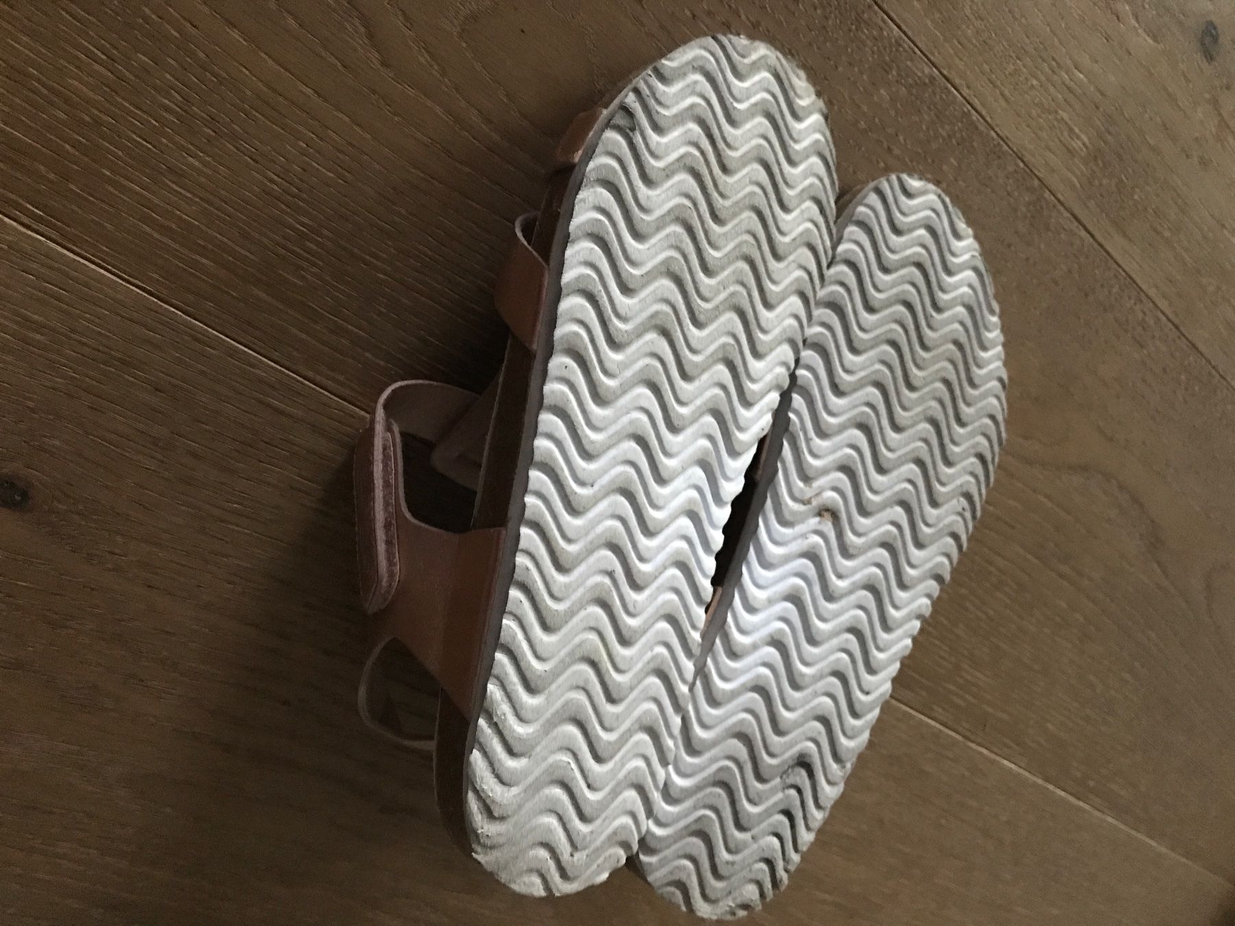 Tom Tailor Scarpe per ragazzi: Kinder Leder Sandale Tom Tailor Gr. 35 – Usato da Affoltern am Albis venduto da variablend 2