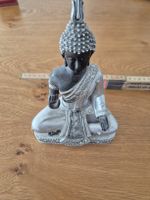 Silberne Buddha-Figur, Deko Statue, ca. 20cm hoch