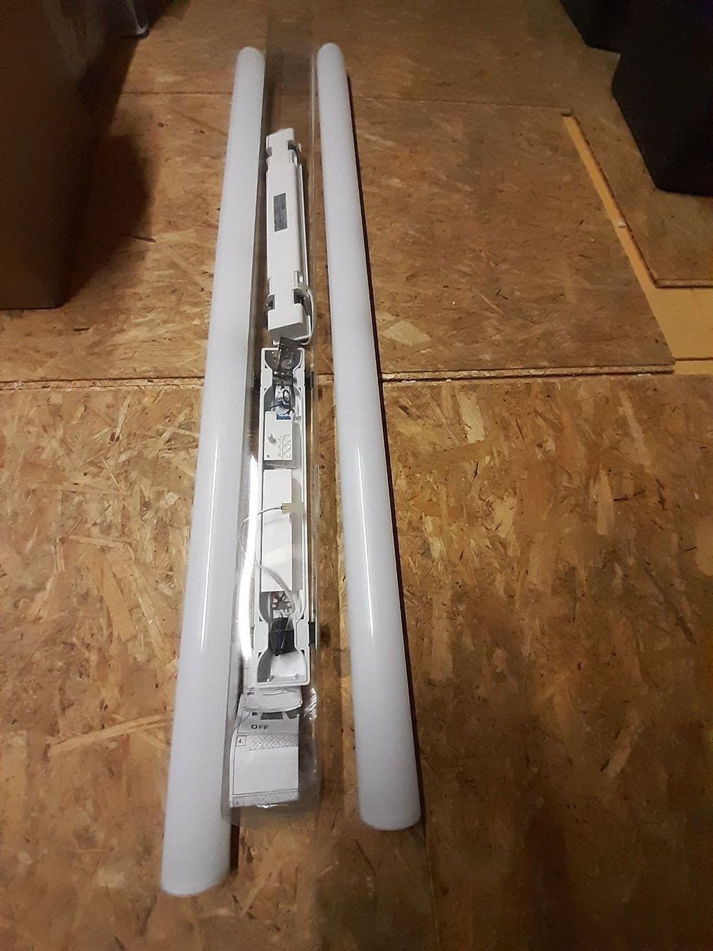 Müller Lampadari & plafoniere: LED Leuchte mit Bewegungsmelder – Usato da Orpund venduto da 118302