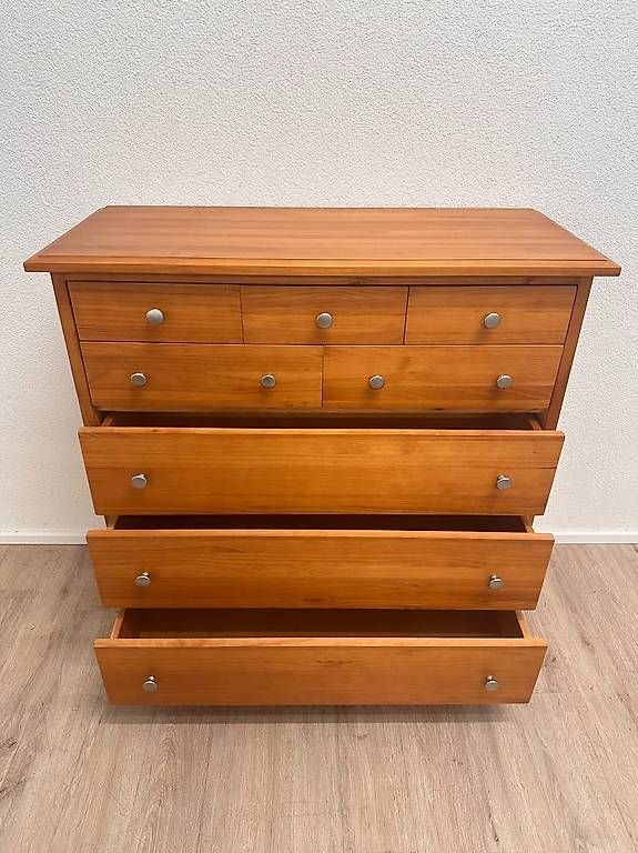 Commodes: Holzkommode mit 8 Schubladen – D'occasion à Obernau par Arche_Noah_Brocki 2